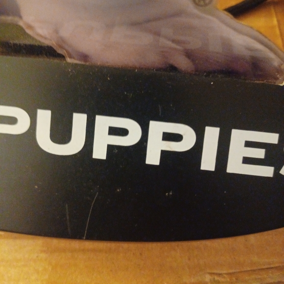 Hush puppy retail store display - Picture 4 of 4